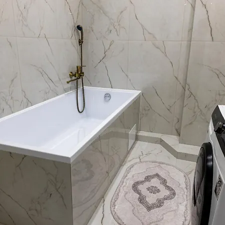 Royal Boulevard Apartment
