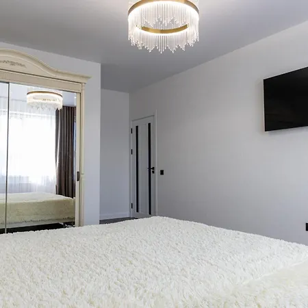Royal Boulevard Apartment
